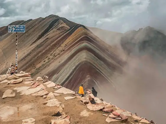 Rainbow Mountain and the Red Valley in a single day